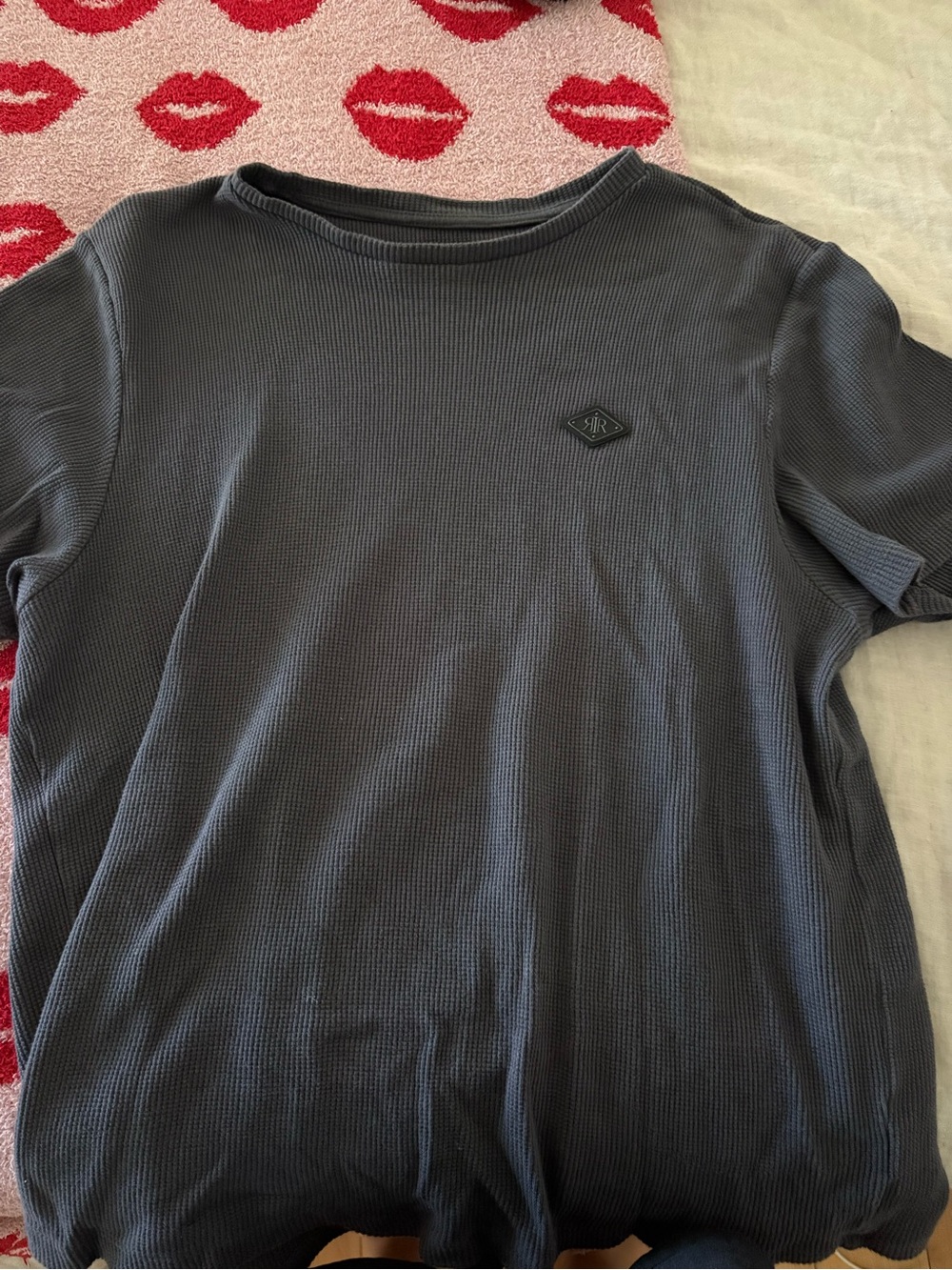 River Island Short-Sleeve Waffle Knit Tee in Charcoal Gray